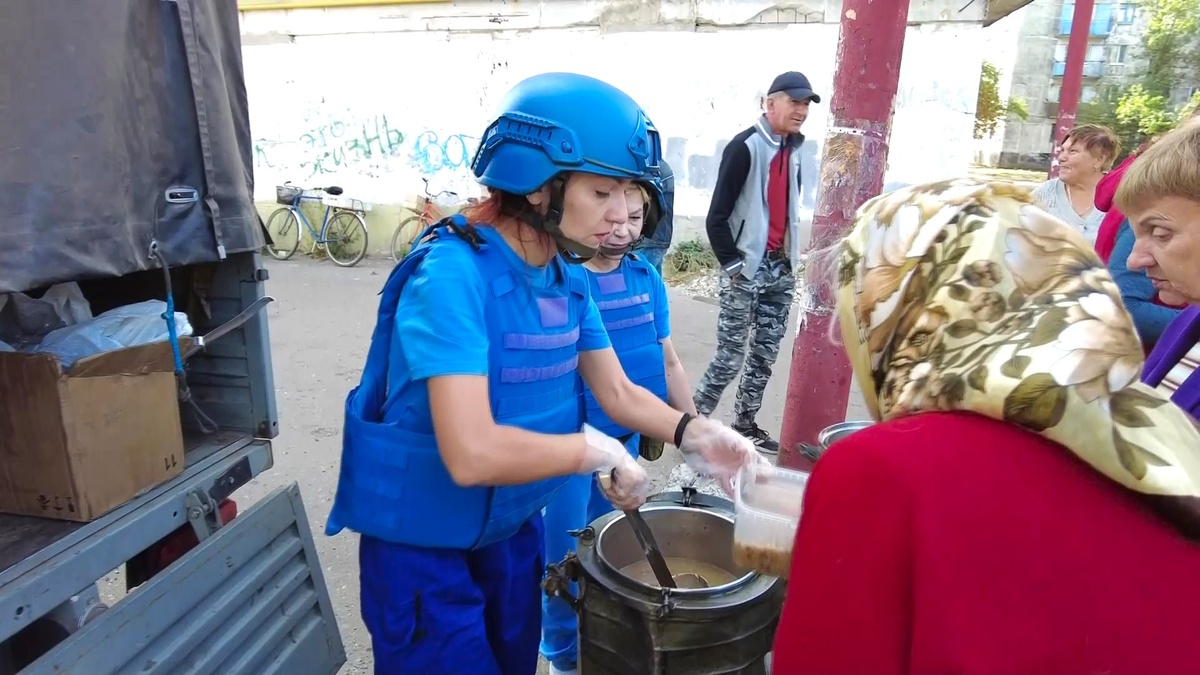    «Доброслужащие» из Югры меняют профессию, чтобы помочь жителям ЛНР и ДНР