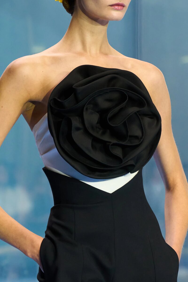 Carolina Herrera Spring 2025