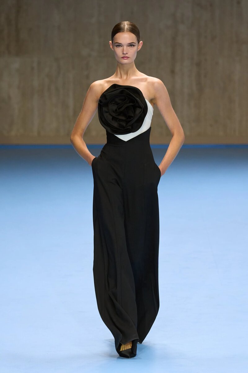 Carolina Herrera Spring 2025