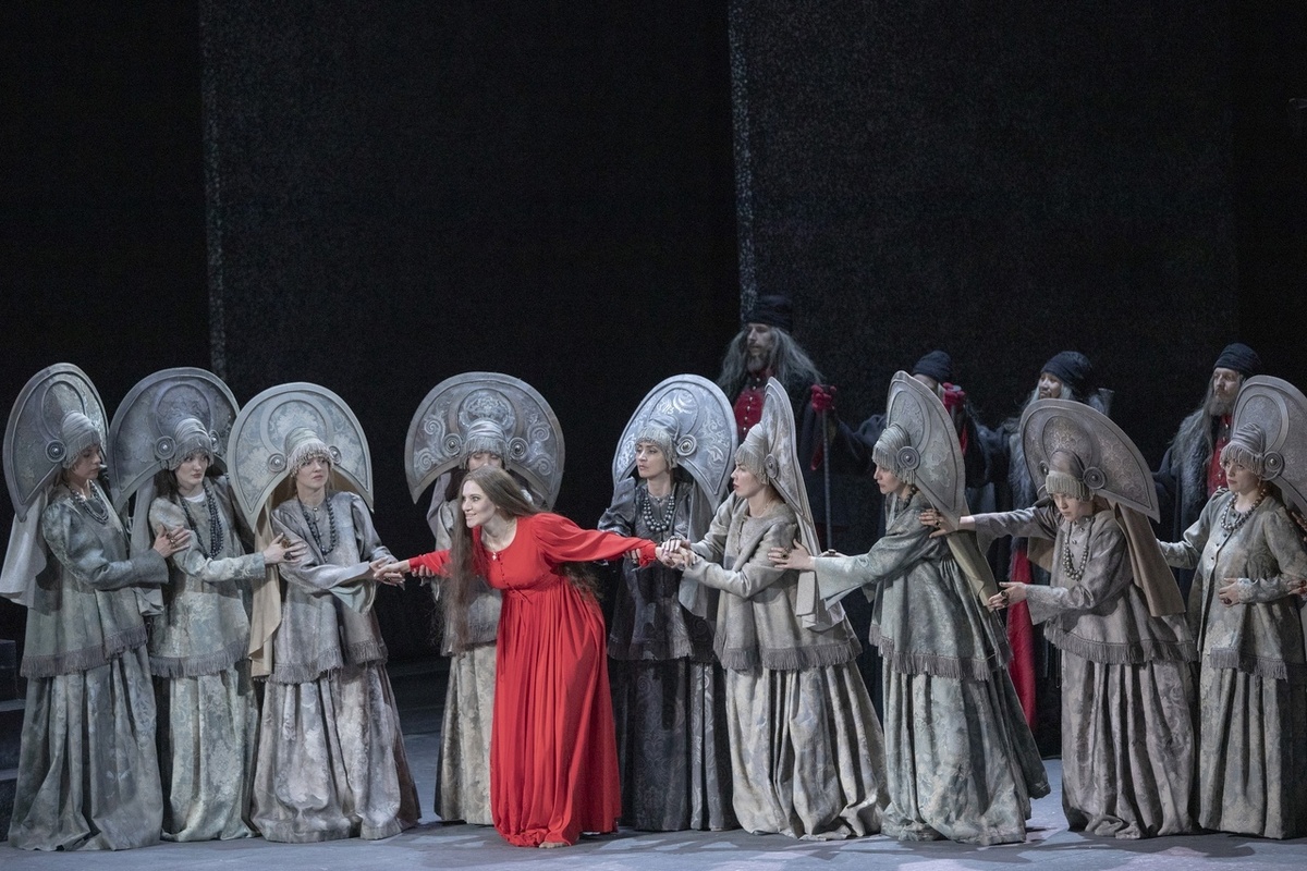 Сцена из оперы "Царская невеста". Фото Ильи Короткова