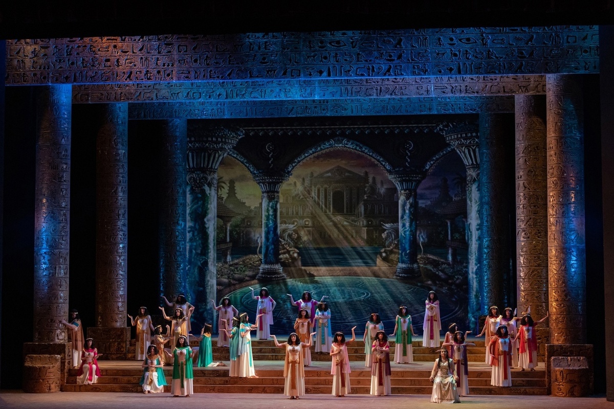 Сцена из оперы "Аида". Фото Ильи Короткова