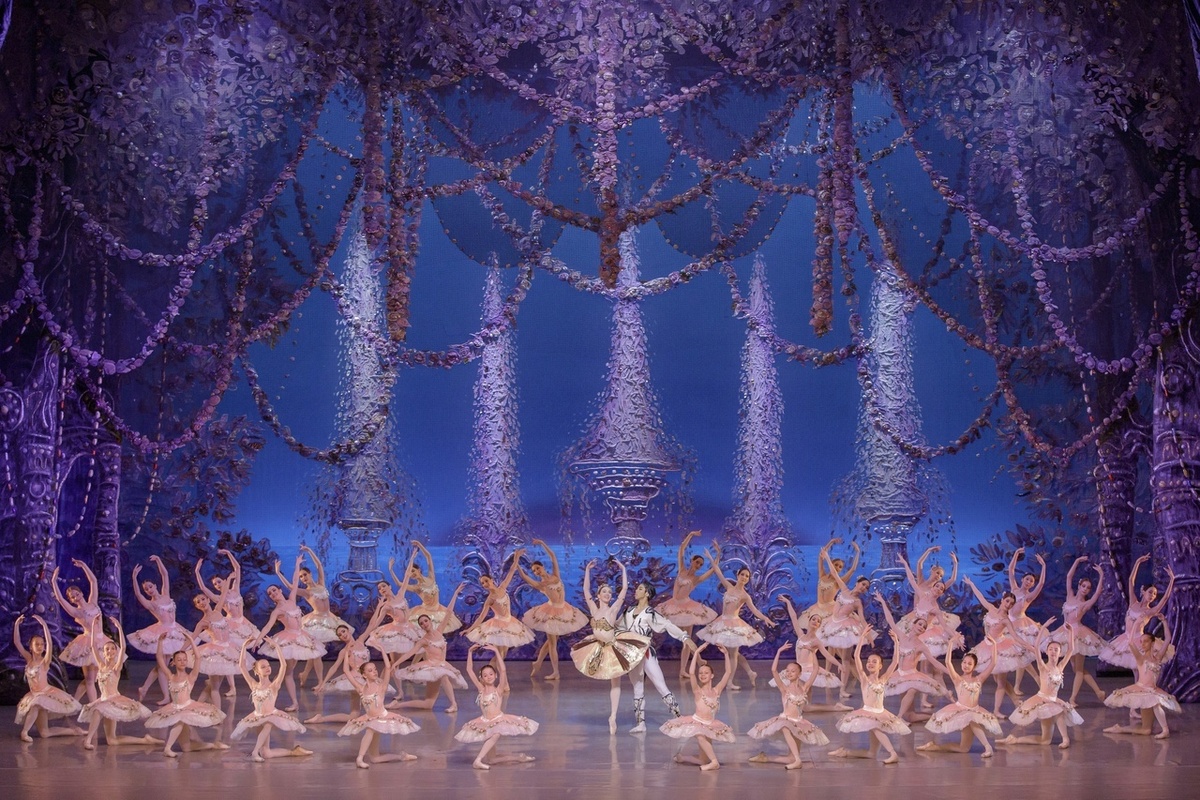 Сцена из оперы "К". Фото Ильи Короткова