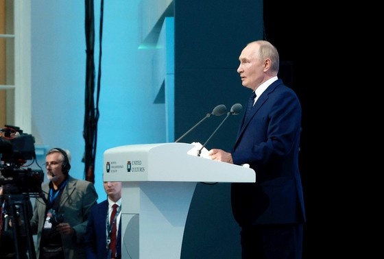    Владимир Путин