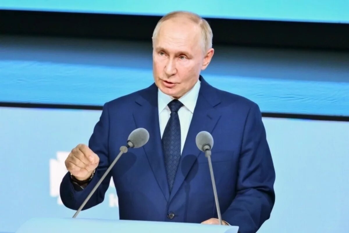    Владимир Путин.