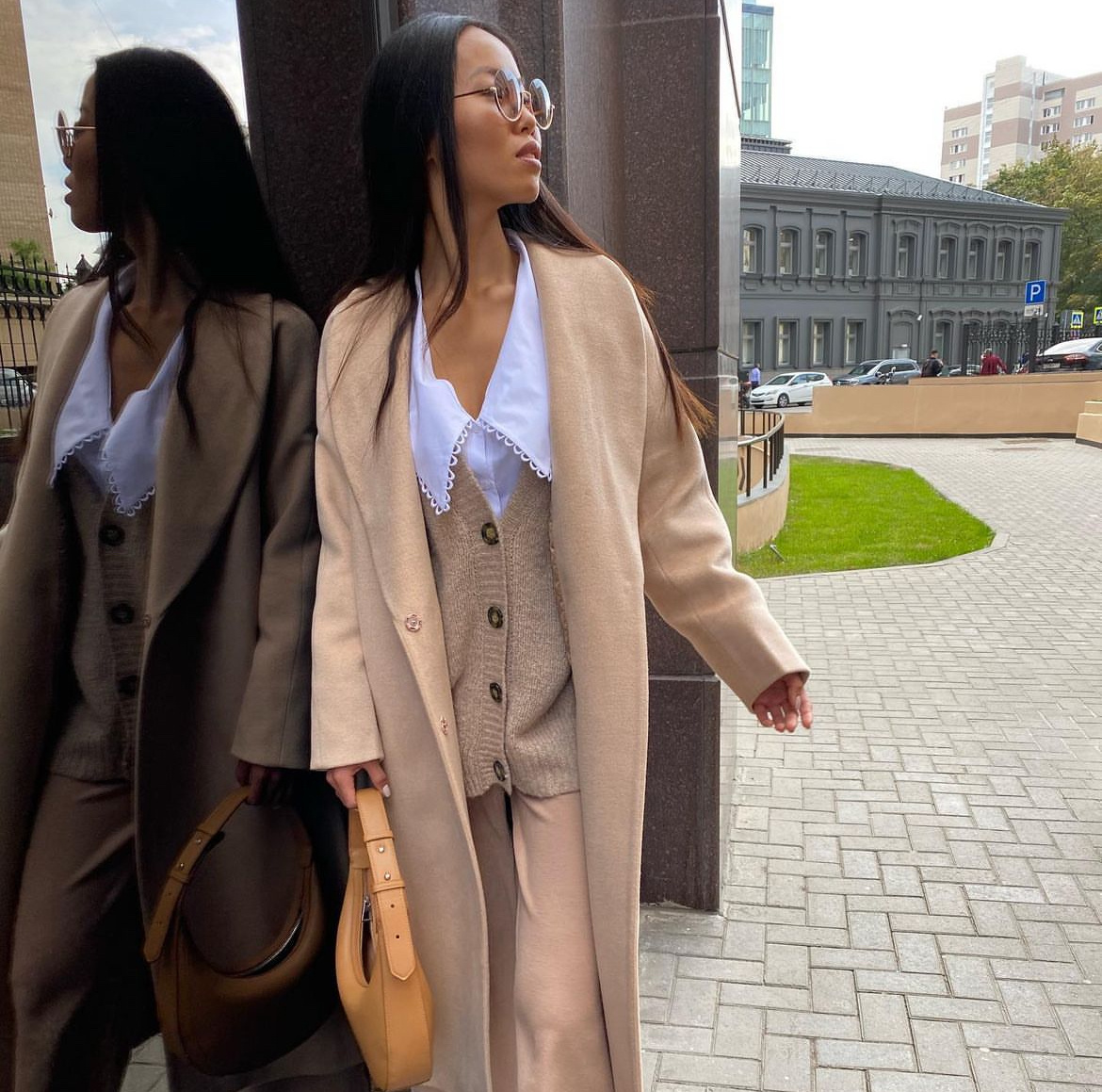 Фото: Модель бренда OVERCOAT