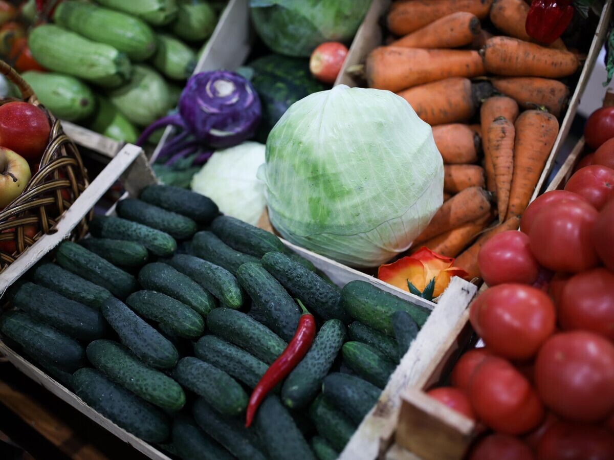    Фермерская продукция© РИА Новости / Виталий Тимкив