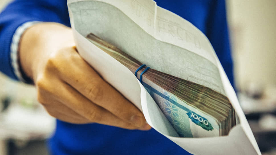 Фото: Олег Харсеев / Коммерсантъ📷Михаил Васильев пояснял мэру Димитровграда, что «по сложившейся практике нужно давать “откат” 15%»