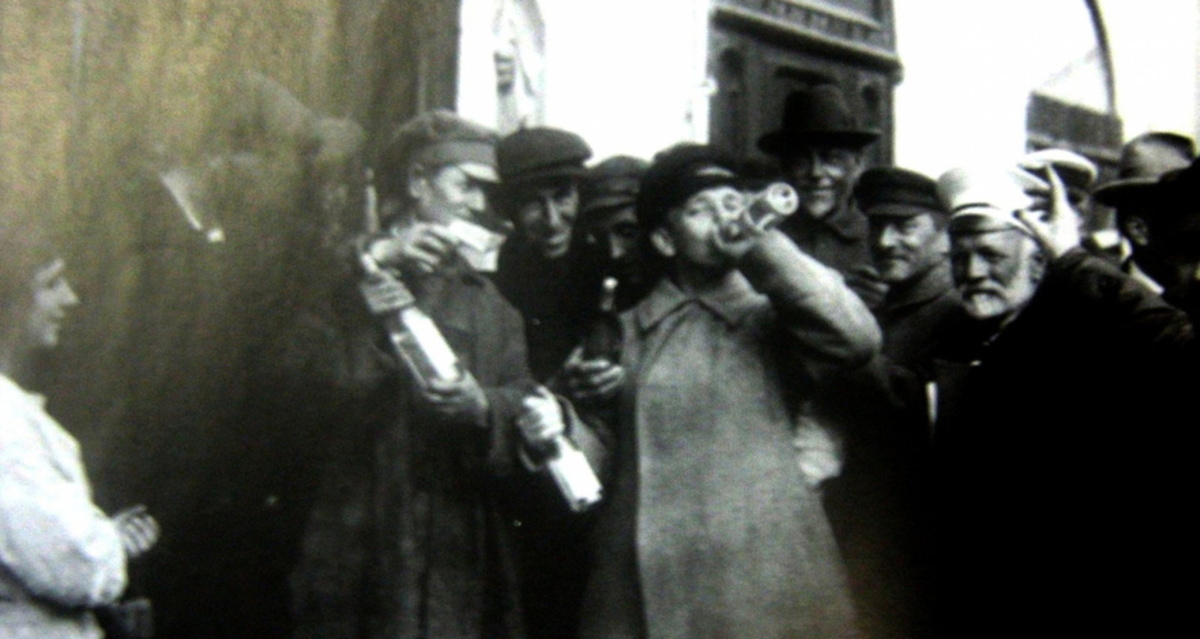 Воистину, "Веселие Руси есть питие". Фото: avatars.dzeninfra.ru