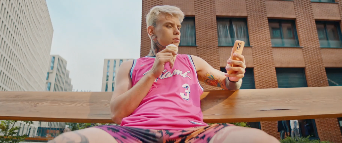 Скрин из видео