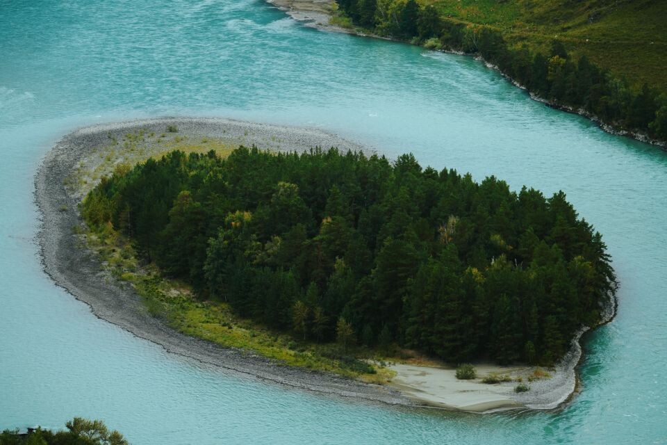    Долина духов (урочище Че-Чкыш). Республика Алтай. Источник: Андрей Сороко