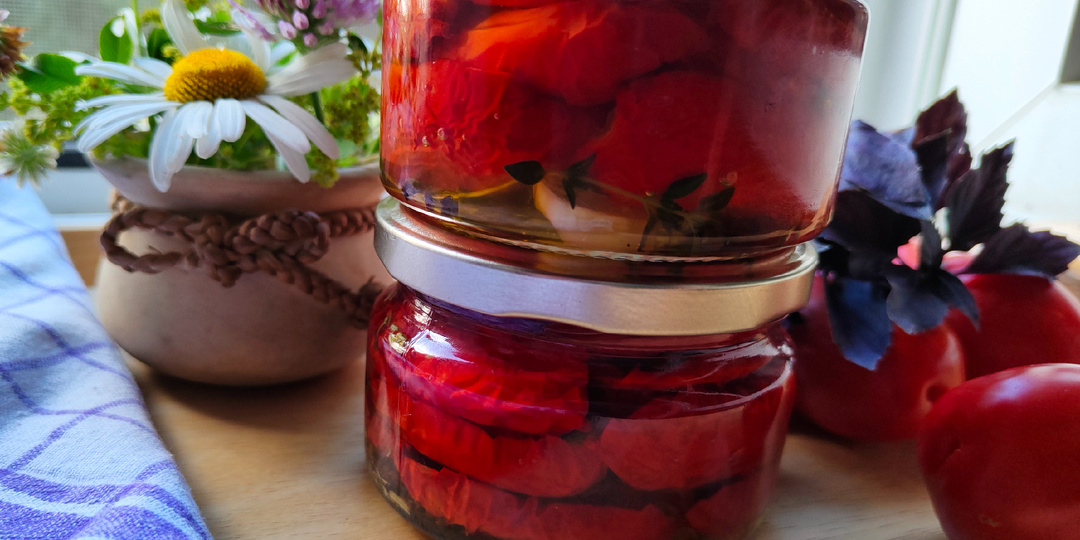 Вяленые томаты тремя способами - как готовить, хранить и употребить 🍅