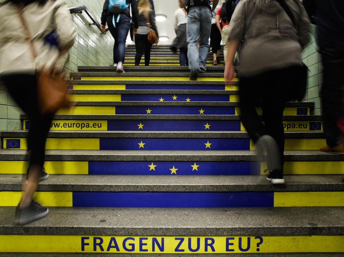 Символика ЕС в метро Берлина© AP Photo / Markus Schreiber