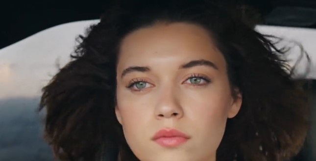 Здесь и далее в статье - кадры из сериала "Зимородок"