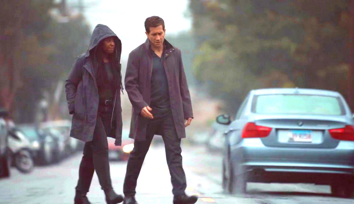  - Ай, ерунда, пара синяков да шишка. Ты бы видела Конора Макгрегора после нашей с ним драки в "Доме у дороги"!