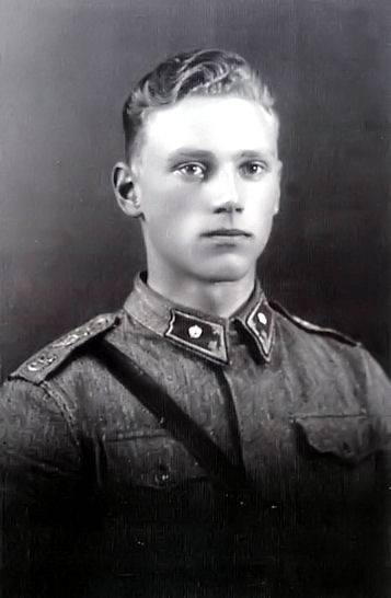 Кадет Лаури Тёрни в 1940 году (фото: Wikimedia Commons)