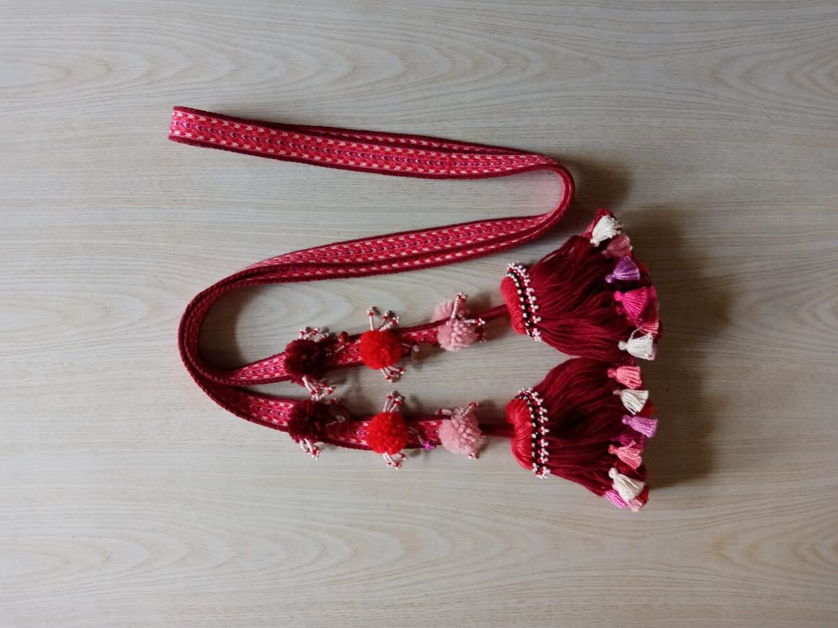 Пояса, выполненные в национальной технике