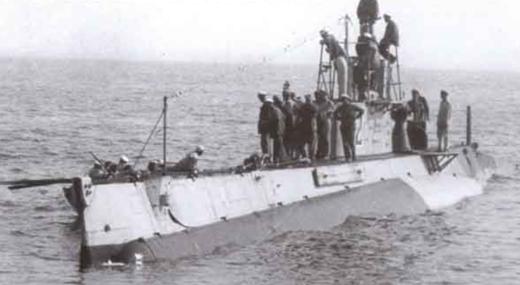 Подводная лодка АГ-23, в данном случае - "Шахтер" в 1928 году