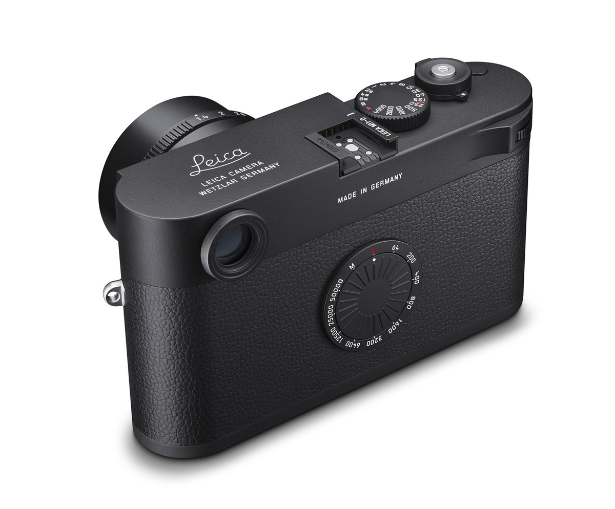   Новая камера Leica без дисплея стоит почти $10 000. Чем она интересна?