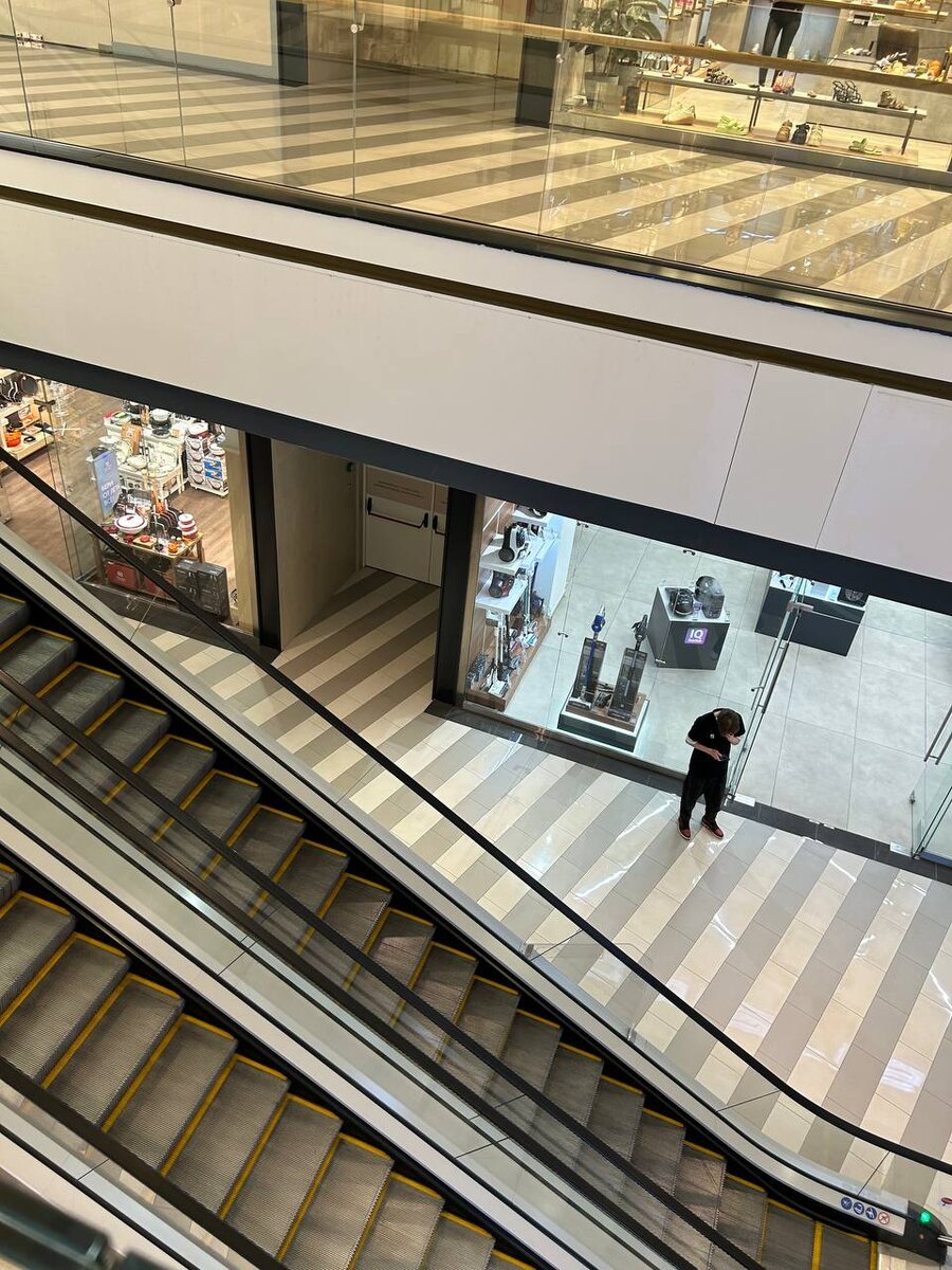 Мои любимые виды - интерьеры торговых центров.