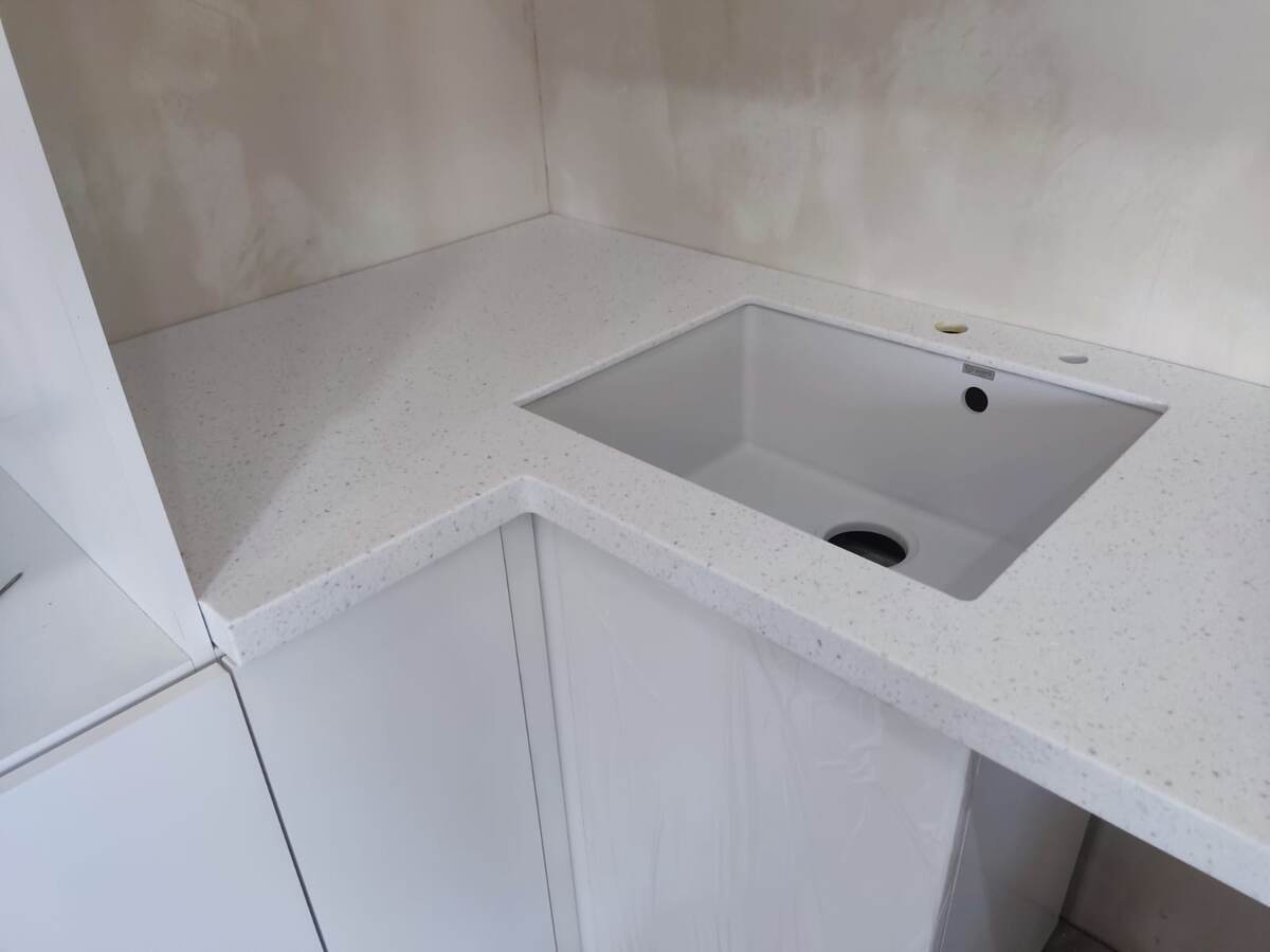 столешница искусственный камень