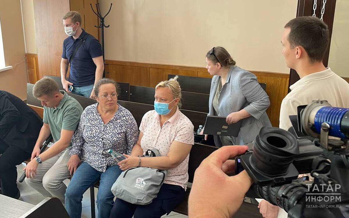 Вахитовский суд Казани сегодня отправил под домашний арест главного врача Центра гигиены и эпидемиологии по Татарстану Елену Сизову. Фото: © Дмитрий Шатров / «Татар-информ»