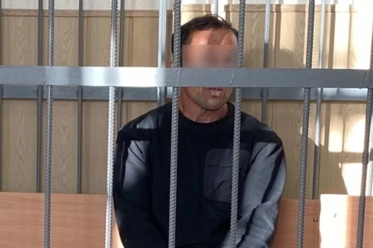    38-летний мигрант в мае увез двоих детей своих знакомых в неизвестном направлении. До сентября мальчики служили объектами сексуальных утех педофила.