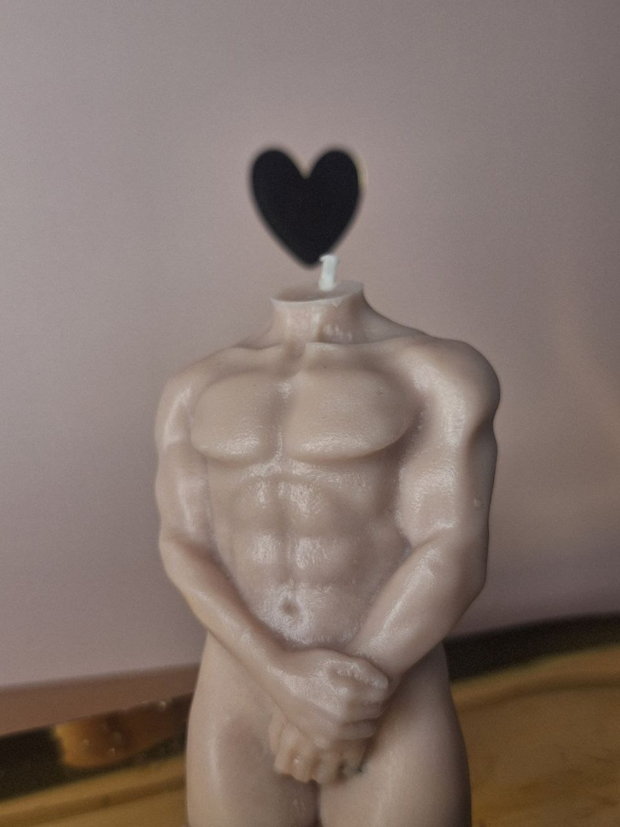 Свеча декоративная "Мужской торс"