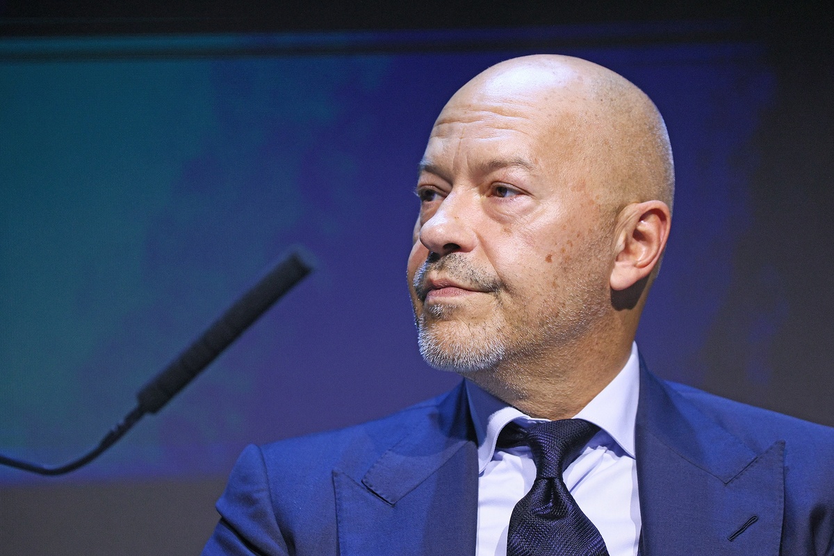 Федор Бондарчук во время панельной дискуссии "От глобального - к локальному - к международному/Global Local Glocal" на Х Санкт-Петербургском международном форуме объединенных культур. Александр Щербак/ТАСС