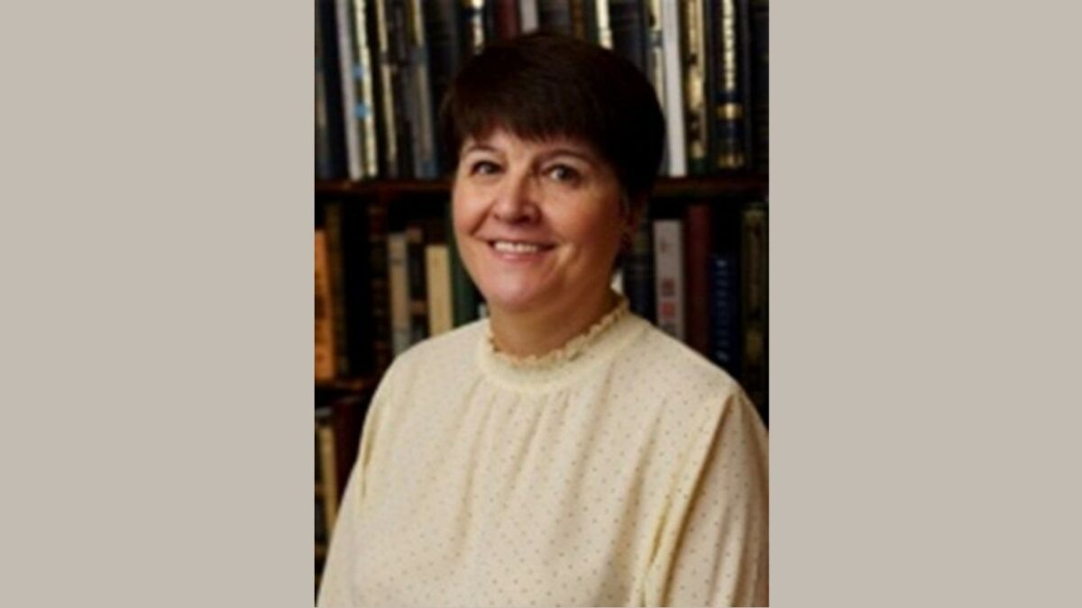    Дубовик Жаннетта Николаевна, учитель русского языка и литературы Школы № 956 г. Москвы, Почетный работник общего образования Российской Федерации