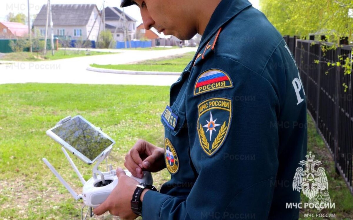    В Липецкой области МЧС проводит рейды при помощи беспилотников МЧС России