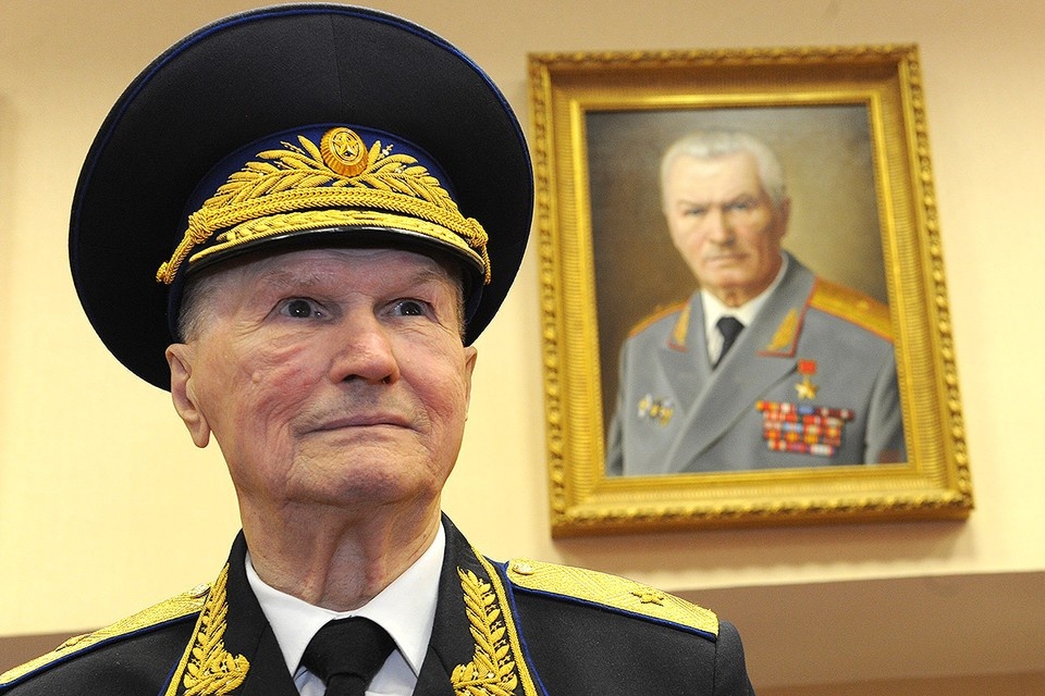    Герой Советского Союза генерал-майор Геннадий Зайцев. Владимир ВЕЛЕНГУРИН