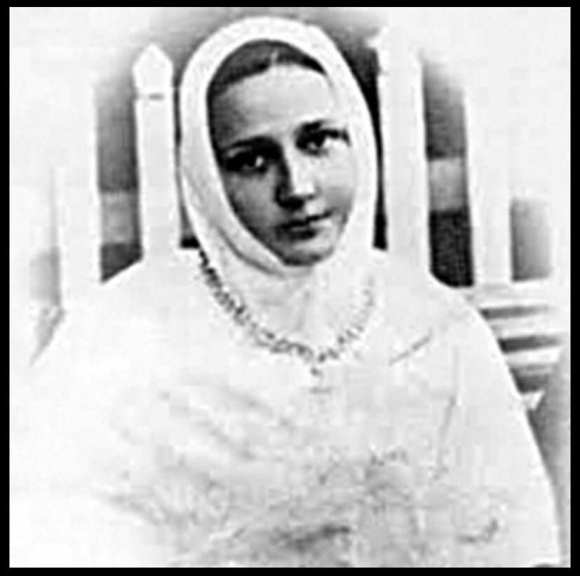 К. Е. Антарова. Автор книги