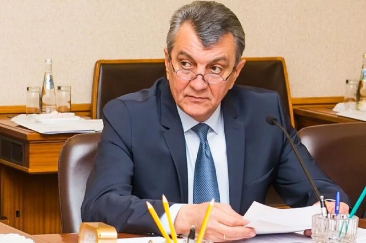    Меняйло: главу минтруда Осетии обвиняют в превышении должностных полномочий
