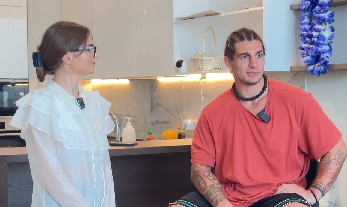 Яна Фиткевич и Кирилл Харланов (фото из эфира на «Okko»)