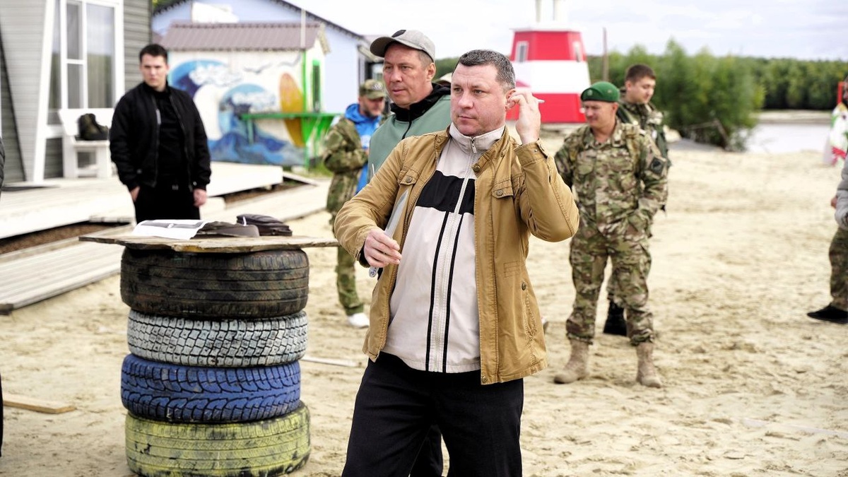    Главное Сургутский боец, отец четверых детей, получил медаль «За отвагу» и орден Мужества