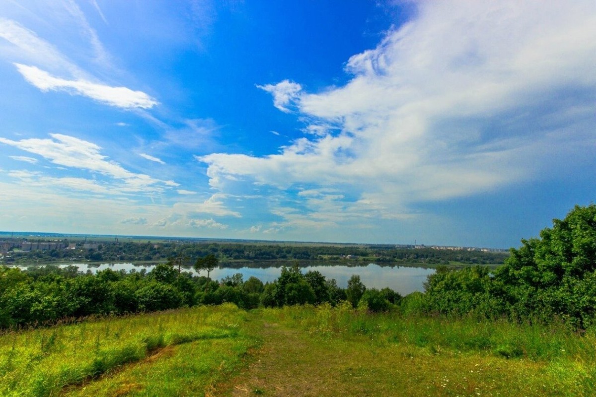 Вид с Дудегорфских высот. Фото: https://vk.cc/cAIDF4