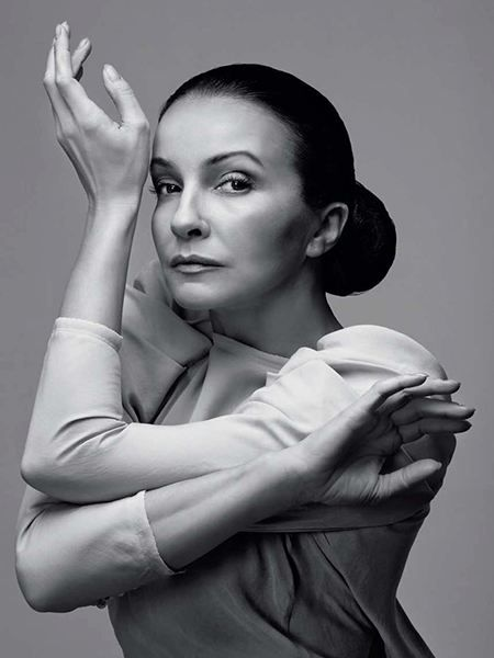 Представительница женщины-рыб - Алла Сигалова. 