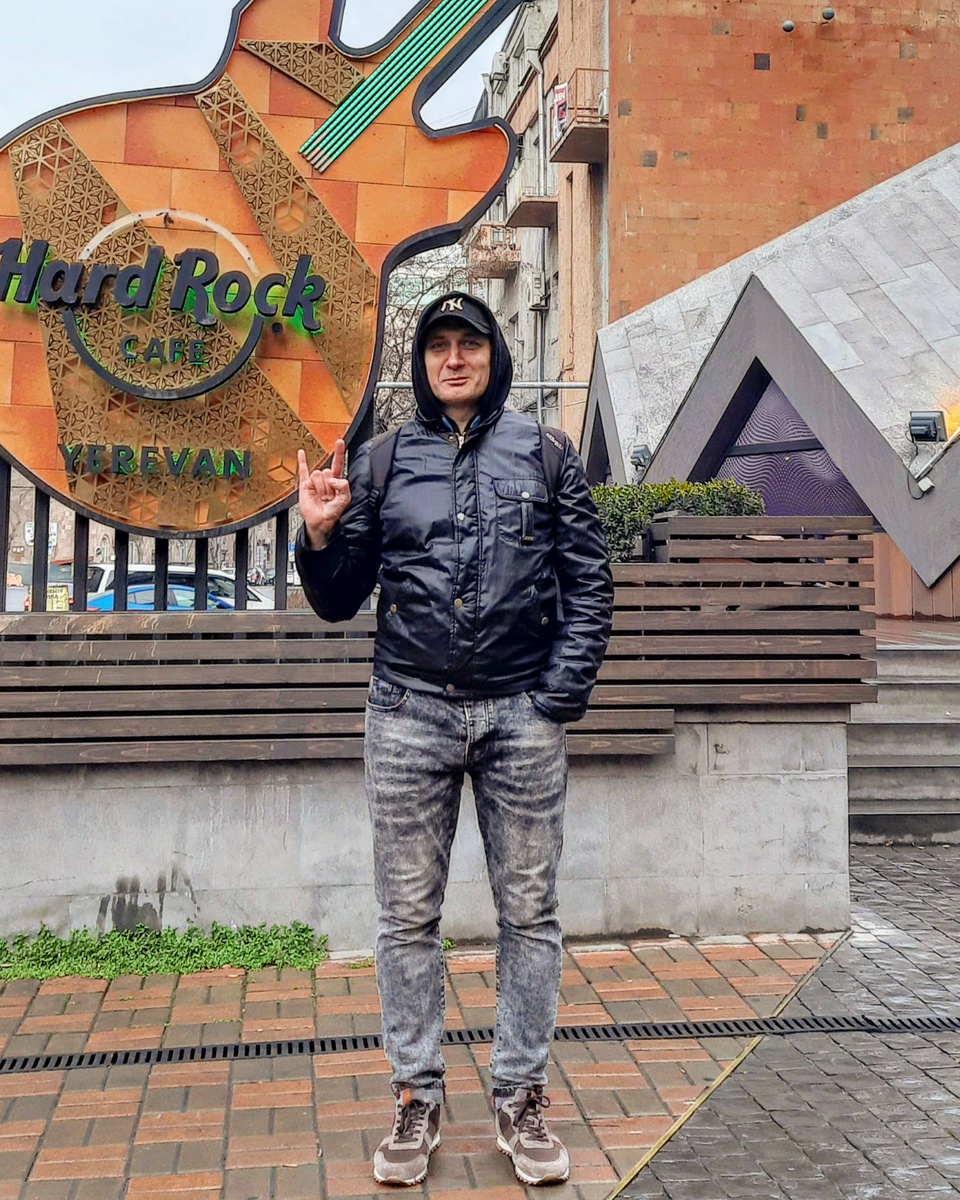 Я в Ереване, Hard Rock Cafe