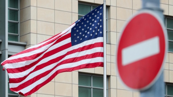    США вводят санкции против 3 структур и 2 человек на фоне обвинений в адрес RT Андрей Бурков