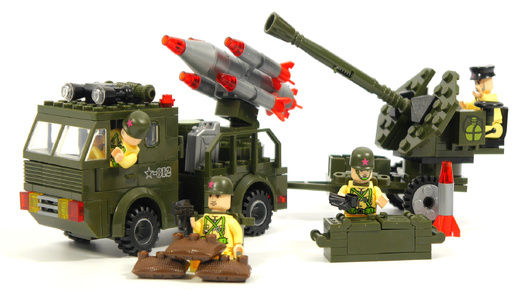 Собираем Военный грузовик с ракетой и пушкой из LEGO - конструктор Enlighten Brick Combat Zones 812