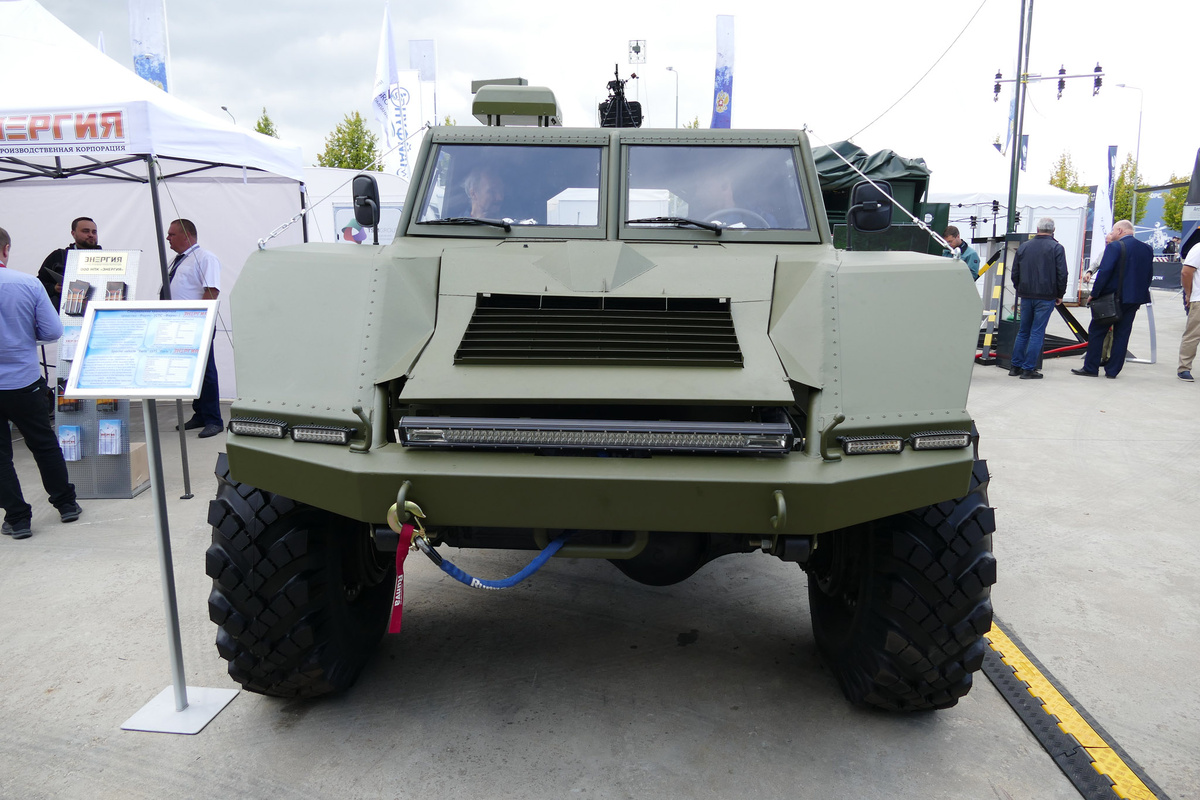 Это уже пятый по счету образец АГ-34, ныне СТС Фарис.