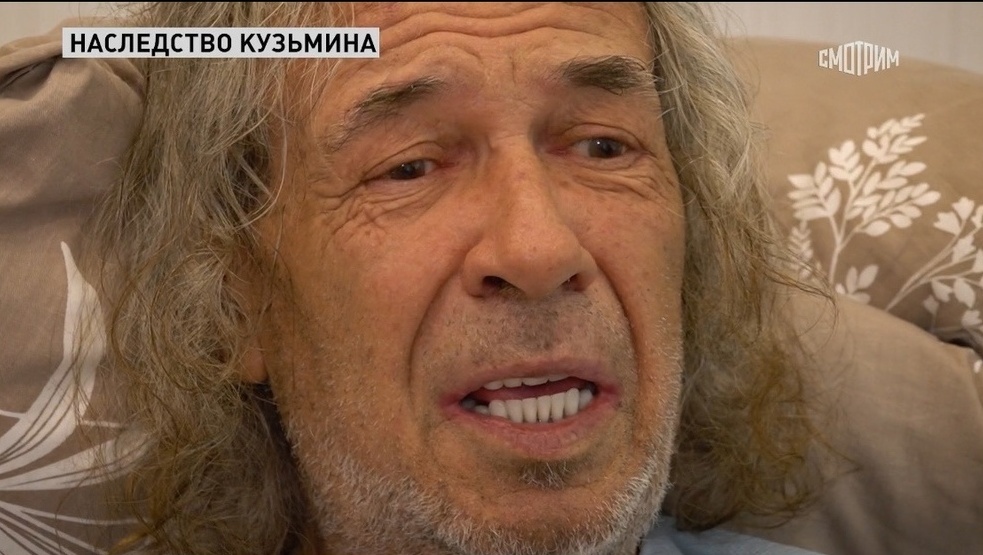 Сходство с Владимиром Кузьминым очевидно. Знают на телевидении чем взять обывателя - звёздными родственниками. 