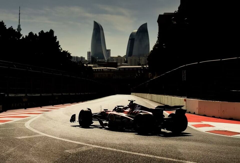    Трансляция третьей тренировки Гран При Азербайджана Формулы 1Ferrari