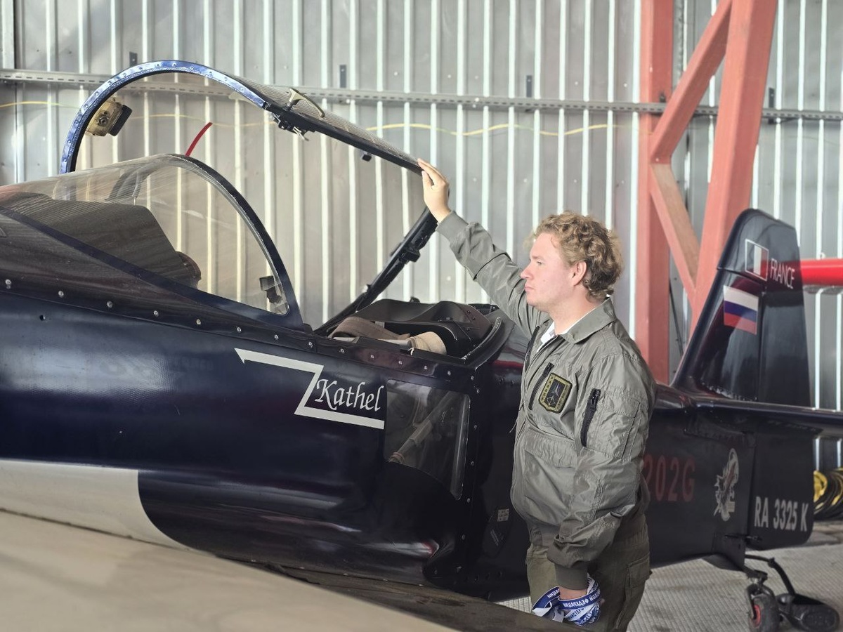    Сургутянин Иван Барсов стал первым двукратным чемпионом России по самолётному спорту