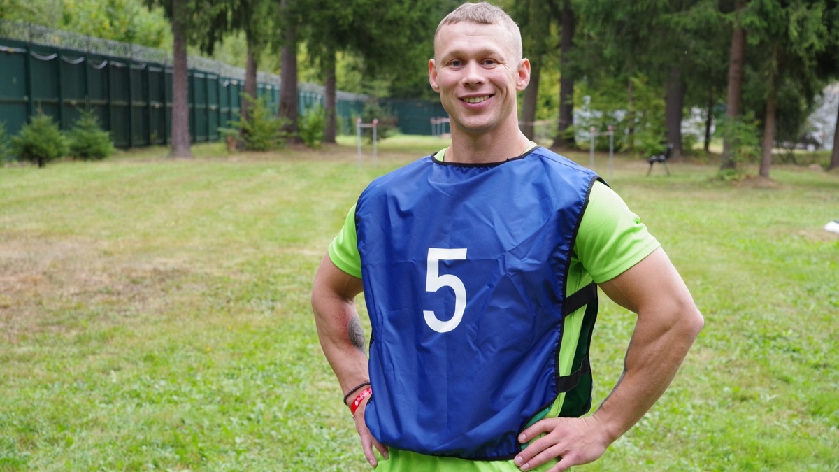    Югорчанин - в числе лучших лесных пожарных России