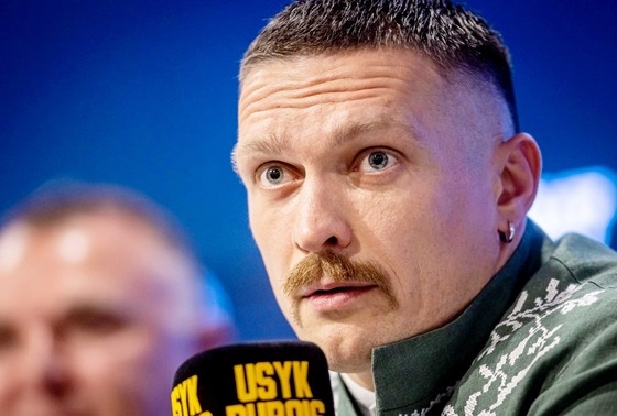    Александр Усик