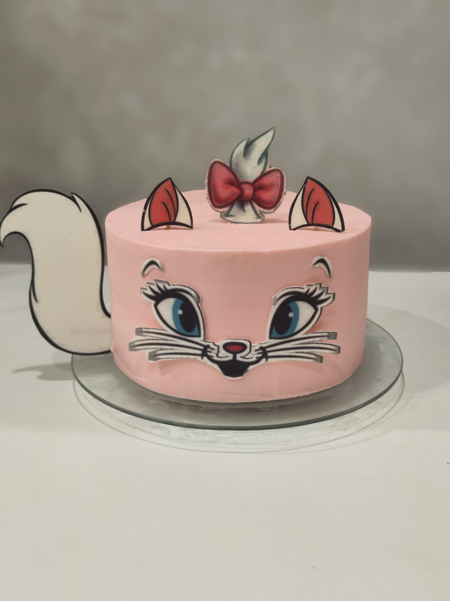 Делала своей маленькой дочке на День рождения. 