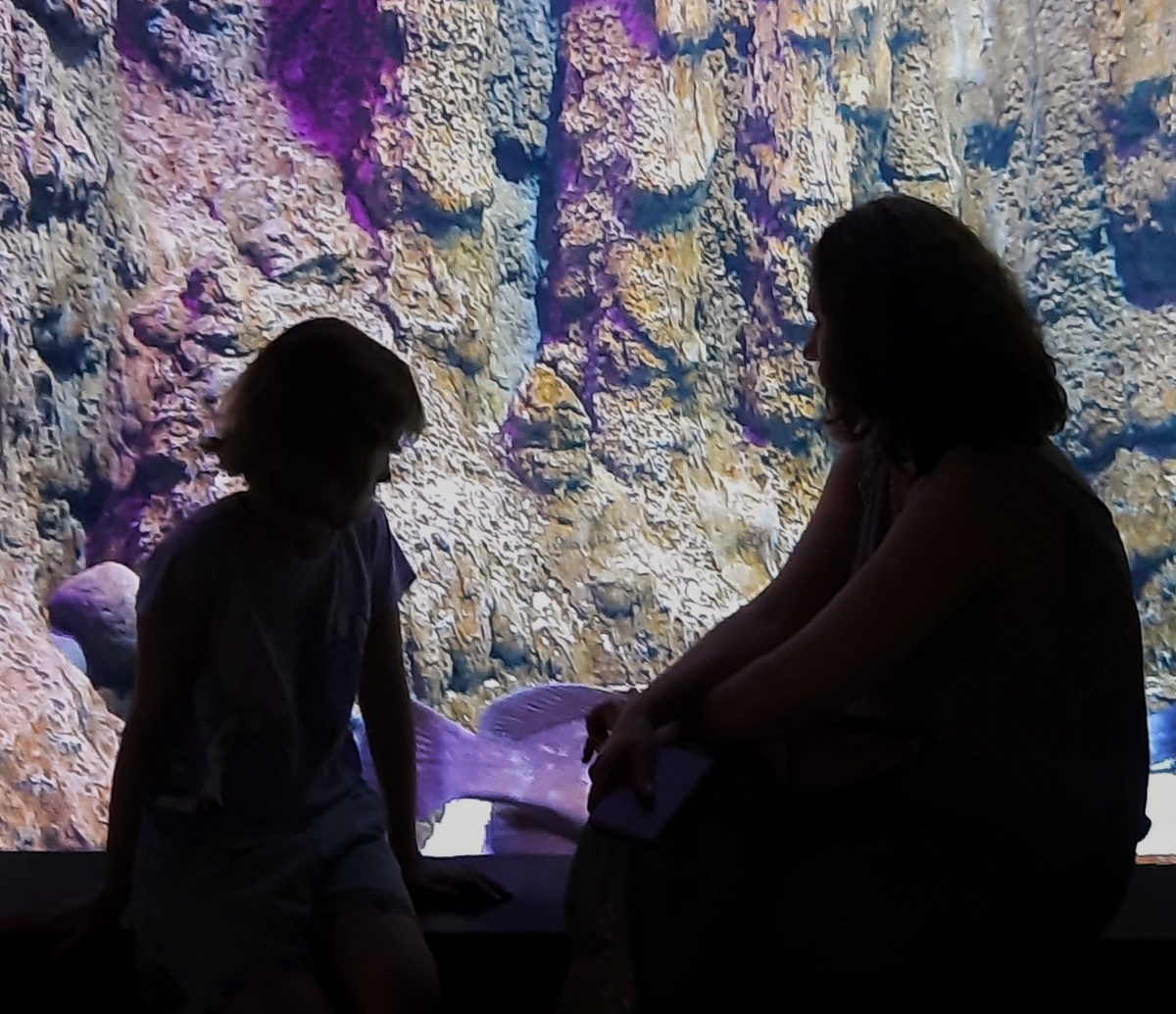 Женщина с ребёнком 