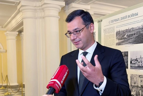    Олег Амирбеков