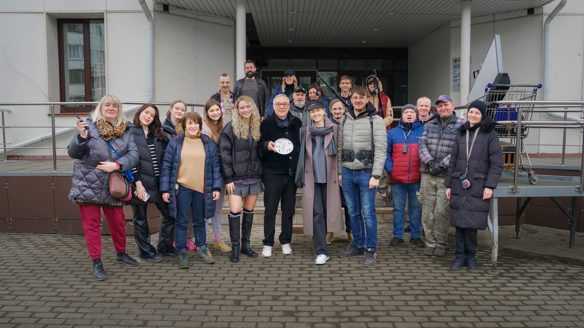 Съёмочная группа сериала «Лиса». Фото Яндекс.Картинки